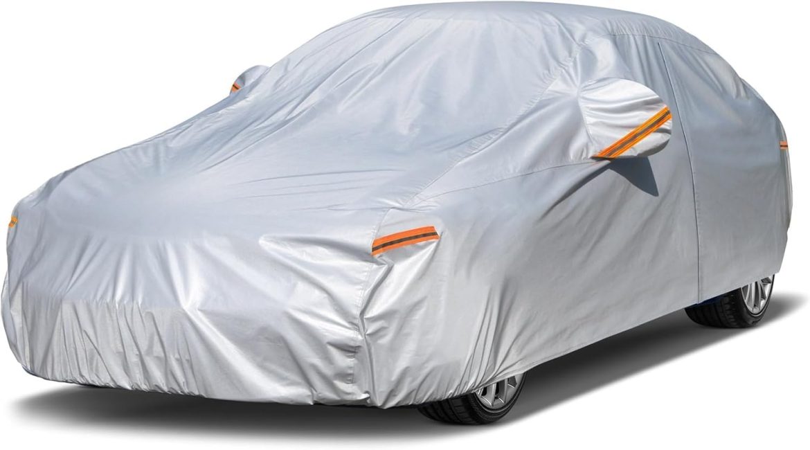 Cette housse de voiture pourrait bien sauver votre véhicule des pires intempéries 🚗💧