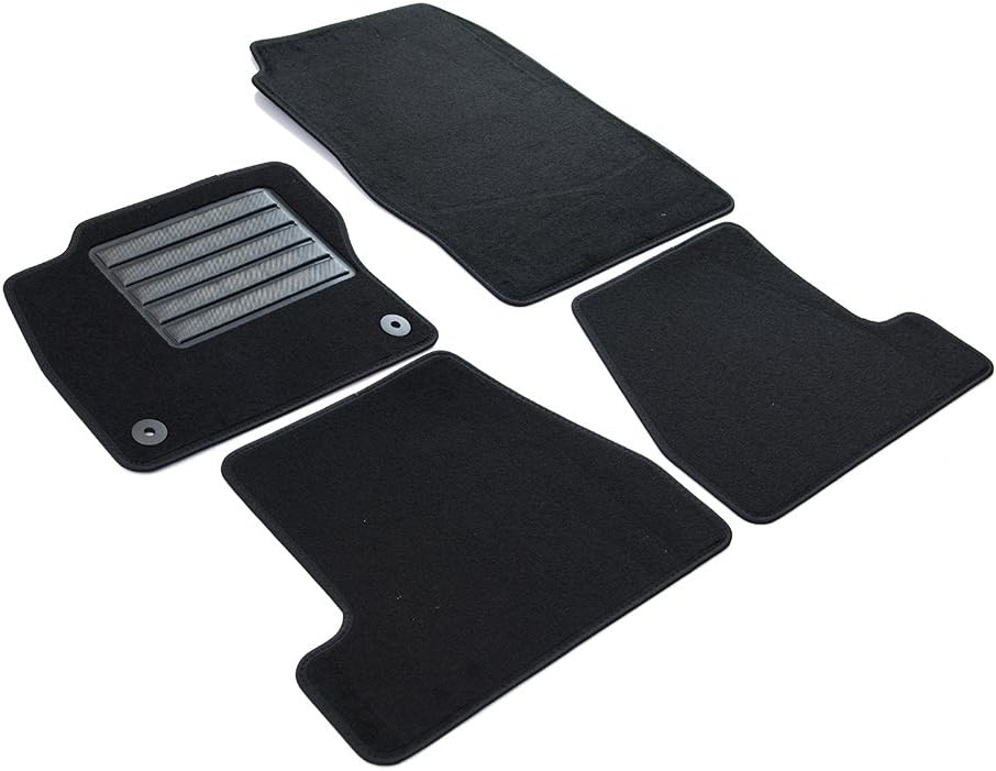 Ces tapis en velours qui transformeront votre Ford Focus en un véritable cocon 🖤✨