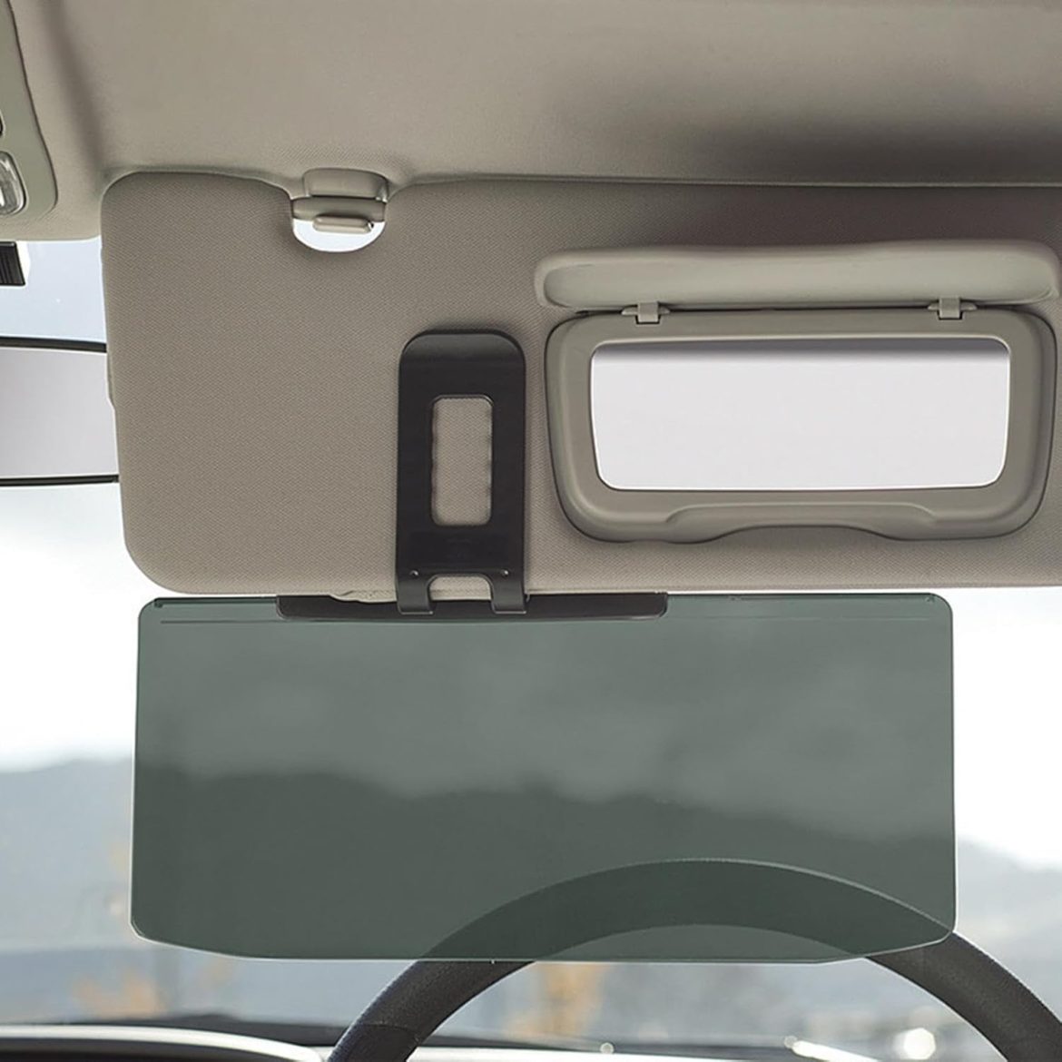 Découvrez les critères essentiels pour choisir le meilleur pare-soleil pour votre voiture 🚗☀️