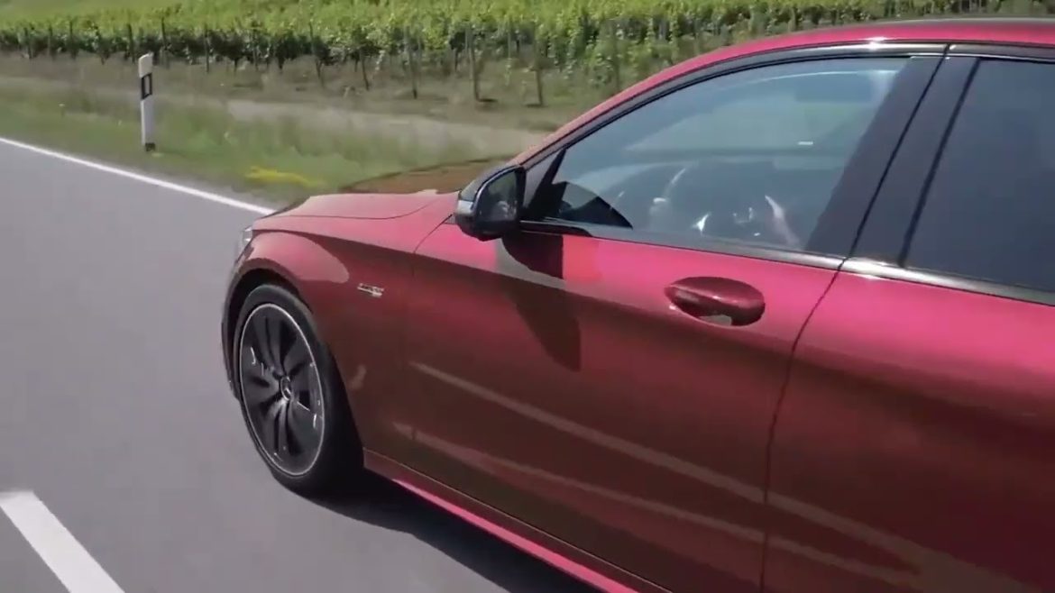 Les 5 modèles Mercedes d&rsquo;occasion les plus fiables et économiques à découvrir pour un investissement serein