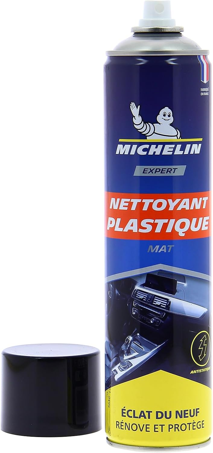 Le guide essentiel pour choisir le meilleur nettoyant plastique pour votre voiture 🚗✨