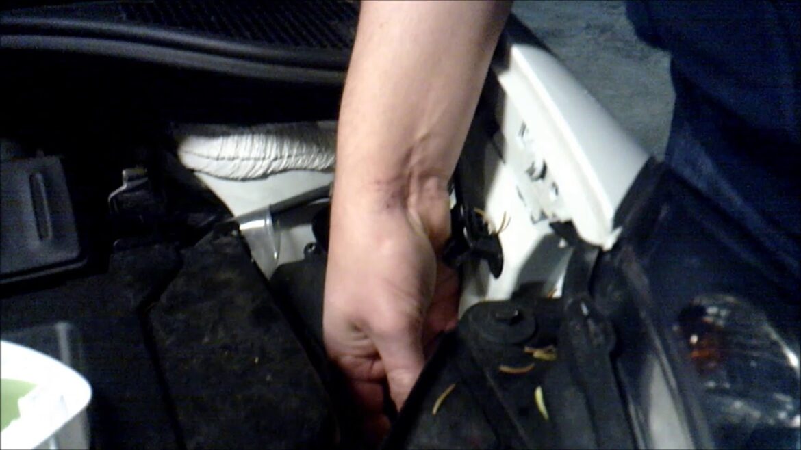 Maîtriser l&rsquo;art de changer un feu de route sur votre Clio 3 : guide pratique et fiable