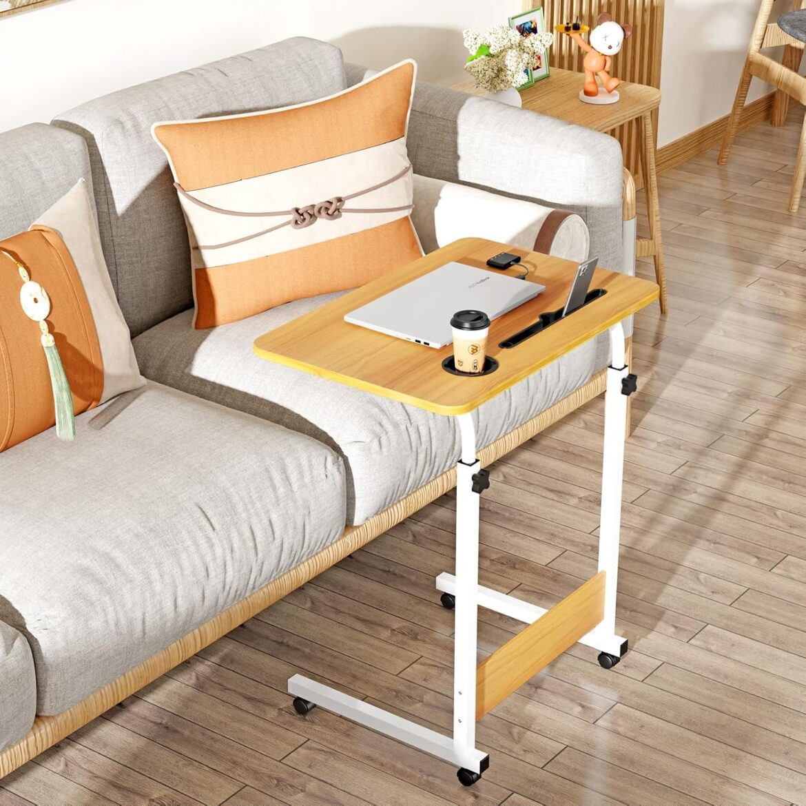Les avantages méconnus de la table roulante pour votre voiture : un guide pratique pour optimiser votre espace 🚗✨