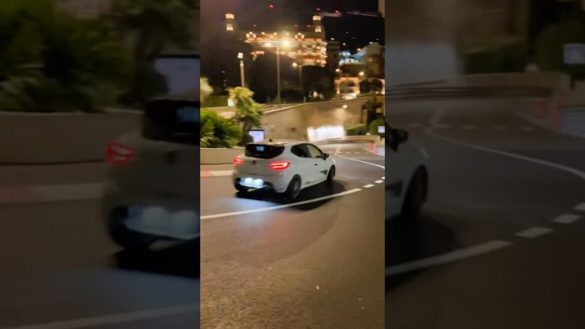 Une clio RS : performance et innovation au service de votre conduite